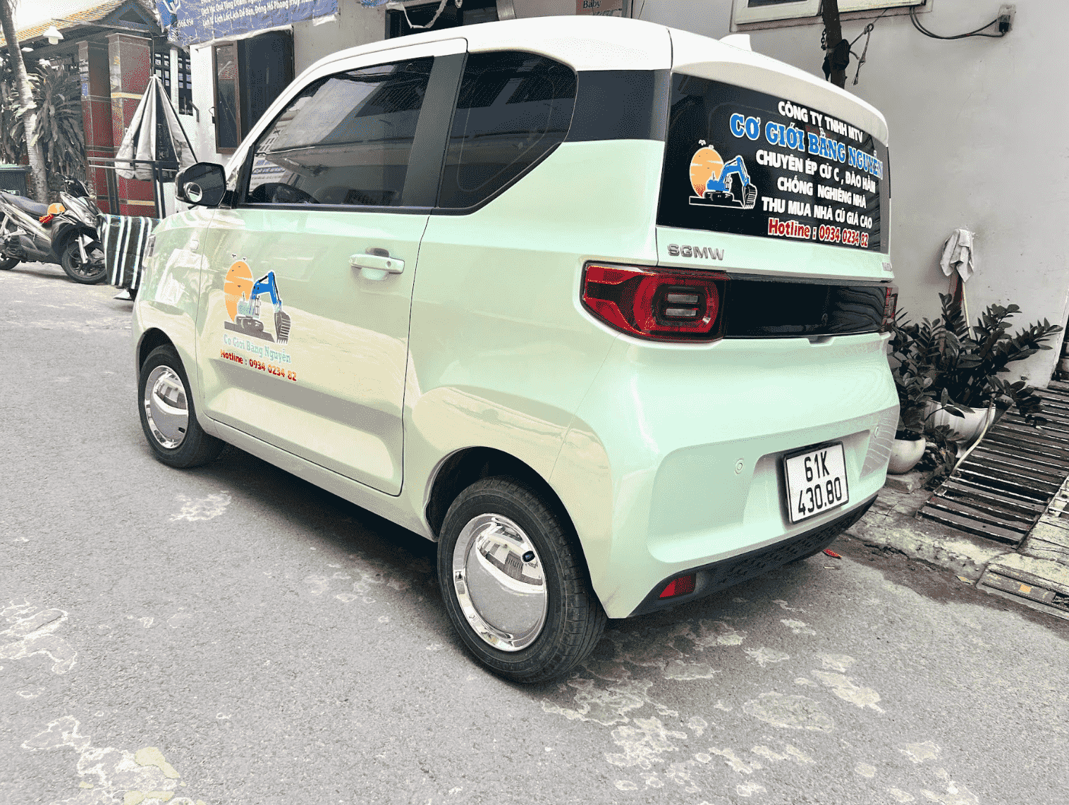 Xevaban.com ở 214 Giải Phóng là đơn vị chuyên cung cấp phụ kiện oto, đồ chơi oto, đồ chơi wuling, phụ kiện wuling, xevaban, 214 giải phóng, ốp lazang wuling, phụ kiện lazang wuling, ốp mâm xe wuling, ốp bánh xe wuling. 